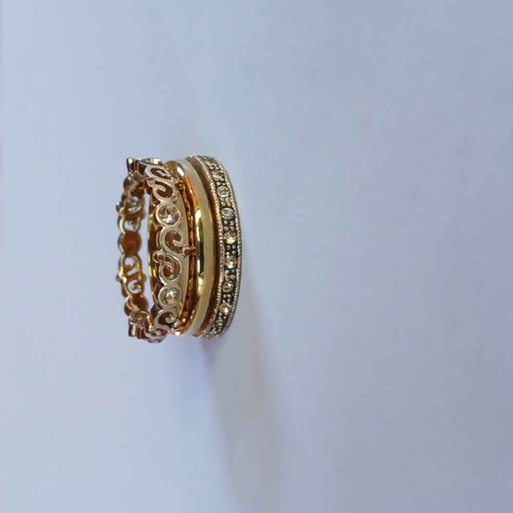 Stack Ring Set. Gold. Size 7 - Picture 2 of 2